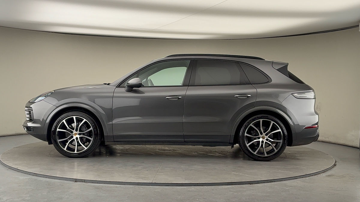 Used Porsche Cayenne 2021 for sale - 77535681: Photo 15