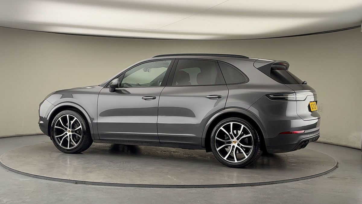 Used Porsche Cayenne 2021 for sale - 77535681: Photo 27