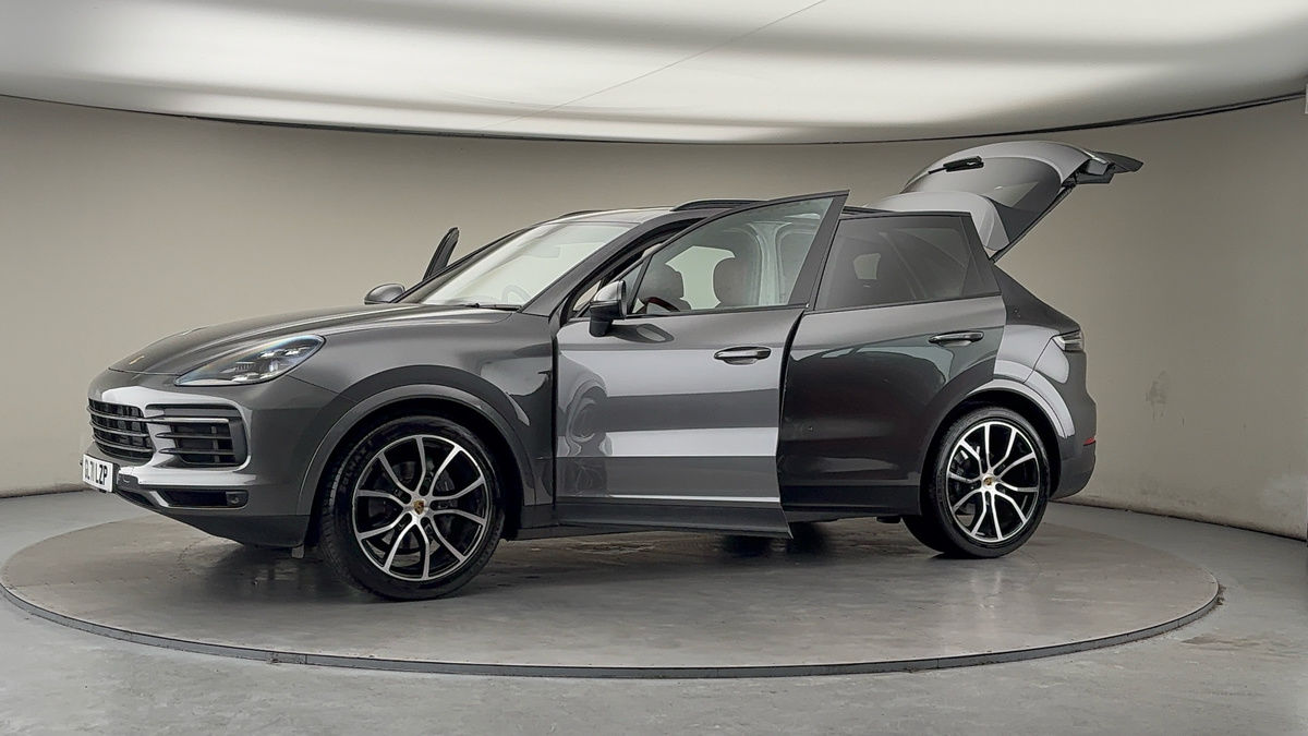 Used Porsche Cayenne 2021 for sale - 77535681: Photo 49