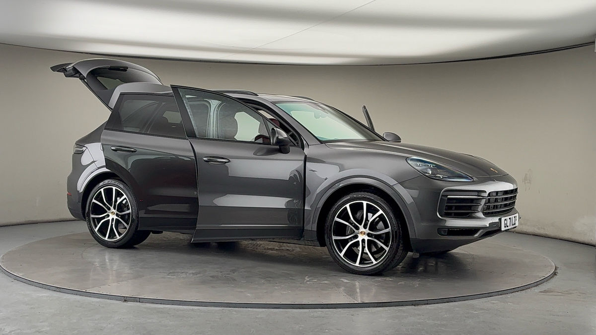Used Porsche Cayenne 2021 for sale - 77535681: Photo 55