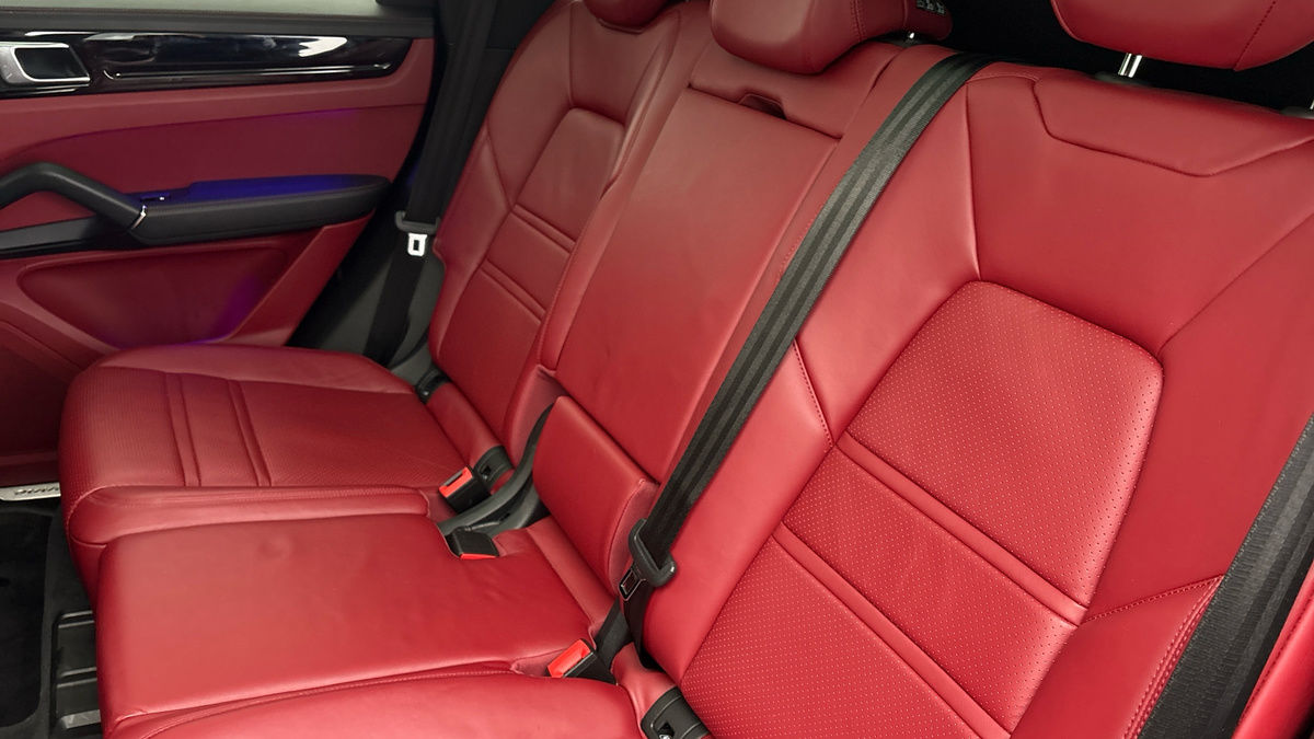 Used Porsche Cayenne 2021 for sale - 77535681: Photo 8