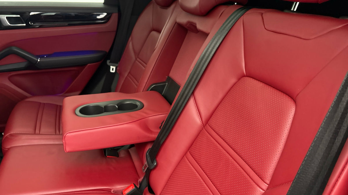 Used Porsche Cayenne 2021 for sale - 77535681: Photo 9