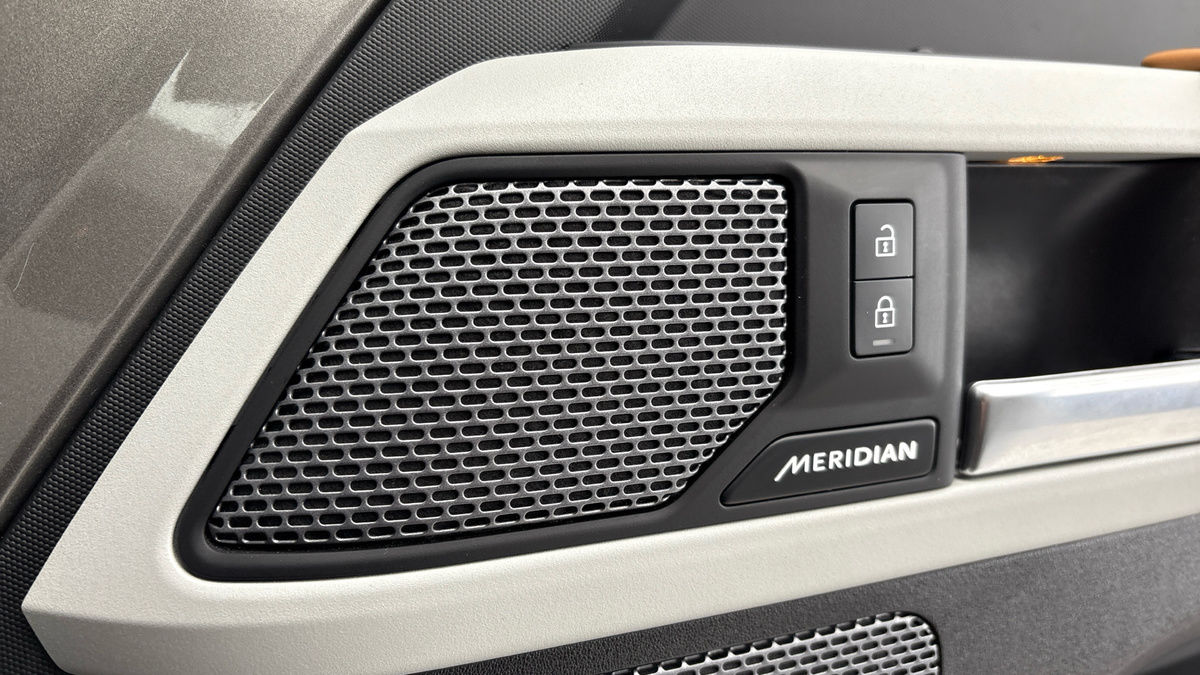 Used Land Rover Defender 2022 for sale - 77880796: Photo 25