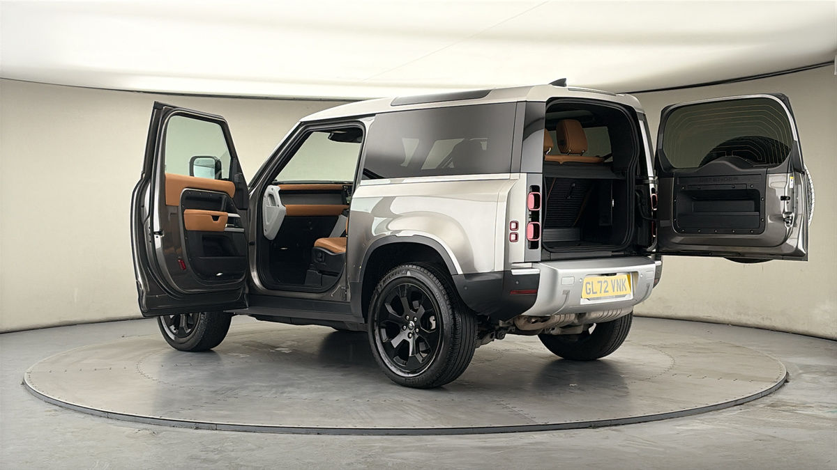 Used Land Rover Defender 2022 for sale - 77880796: Photo 44