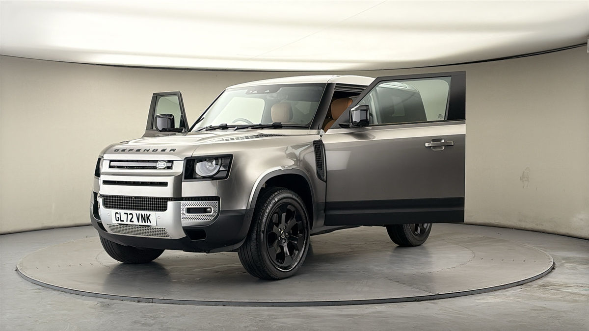 Used Land Rover Defender 2022 for sale - 77880796: Photo 50