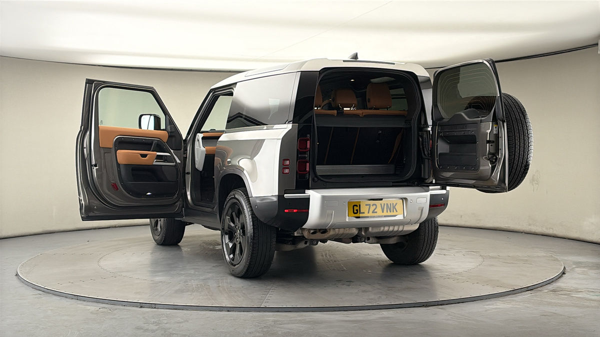 Used Land Rover Defender 2022 for sale - 77880796: Photo 62