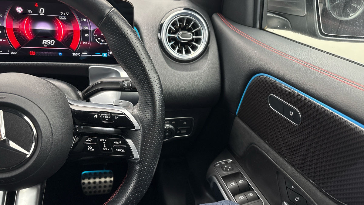 Used Mercedes-Benz GLB 2025 for sale - 76323896: Photo 14