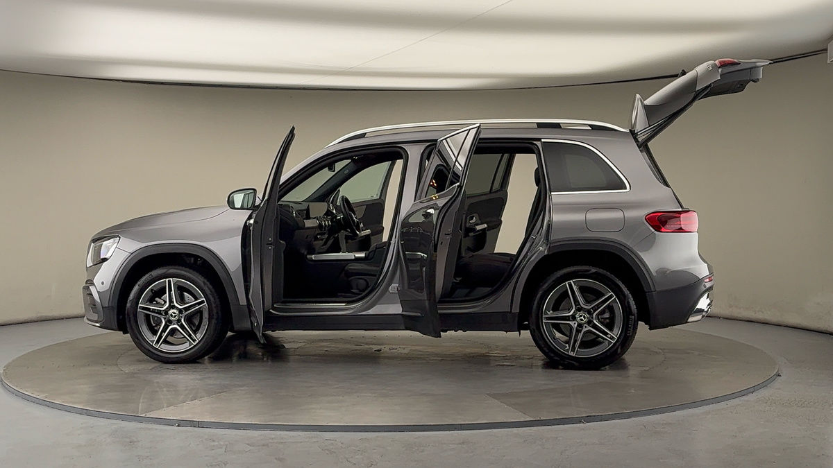 Used Mercedes-Benz GLB 2025 for sale - 76323896: Photo 47