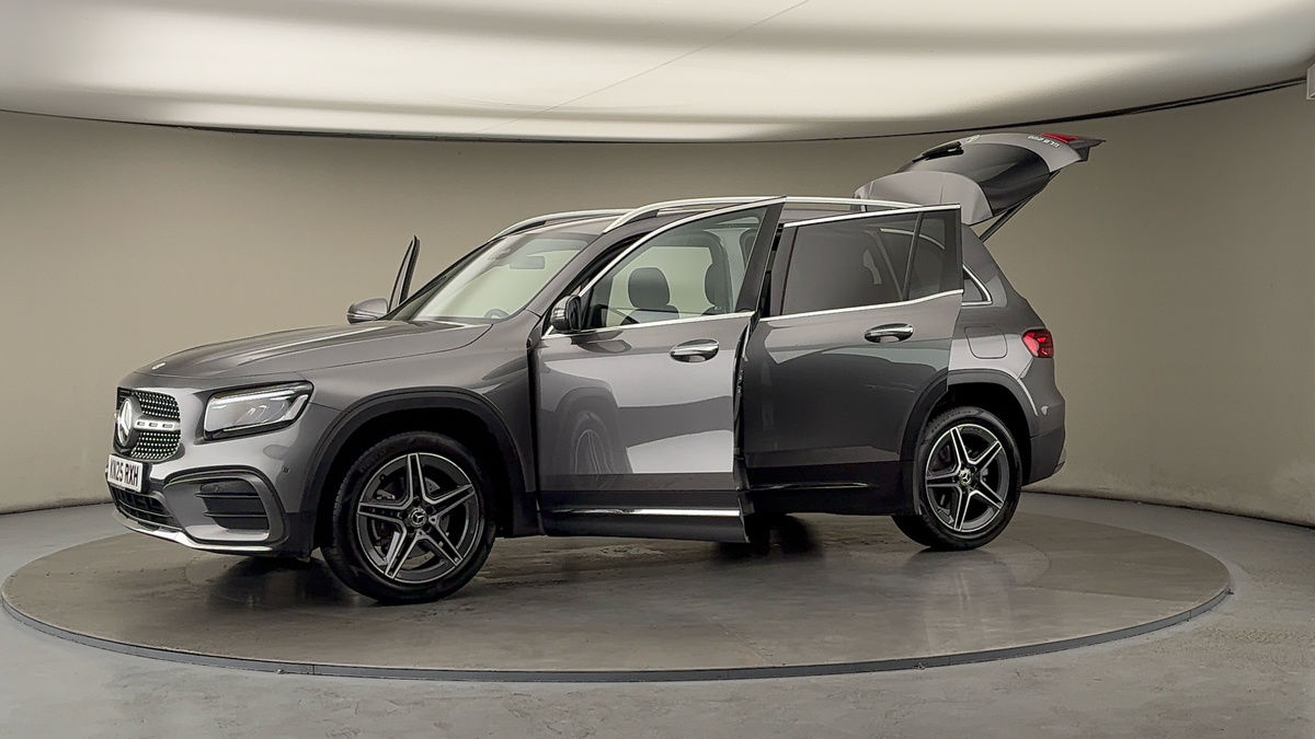 Used Mercedes-Benz GLB 2025 for sale - 76323896: Photo 49