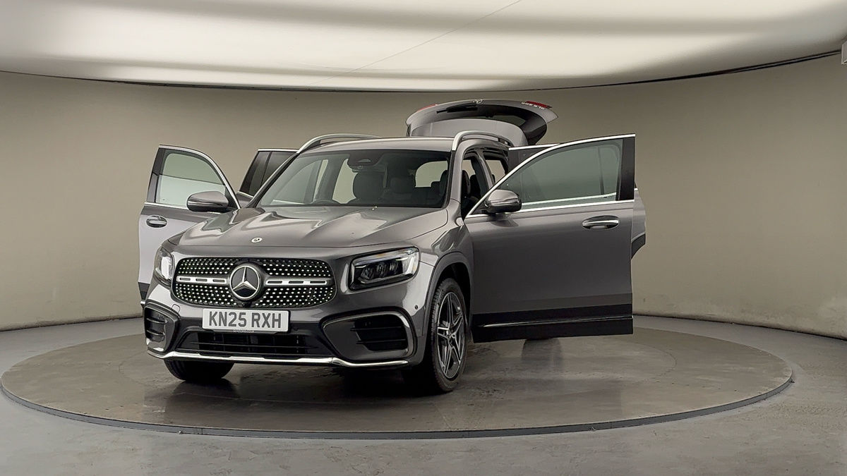 Used Mercedes-Benz GLB 2025 for sale - 76323896: Photo 51