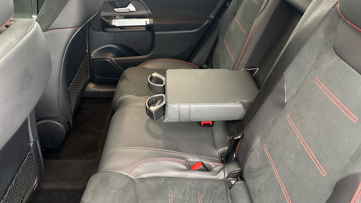 Used Mercedes-Benz GLB 2025 for sale - 76323896: Photo 9