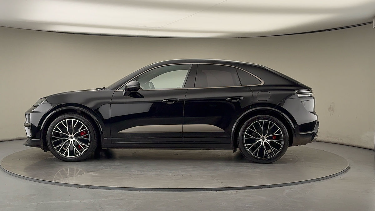 Used Porsche Macan 2025 for sale - 76655665: Photo 15