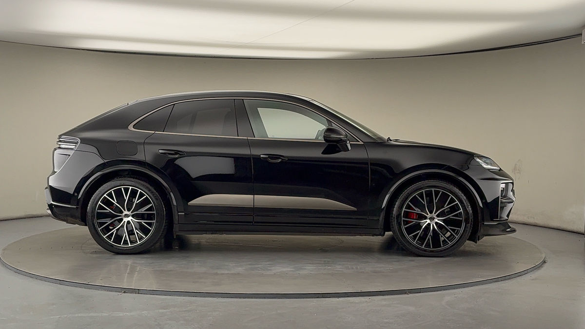 Used Porsche Macan 2025 for sale - 76655665: Photo 16