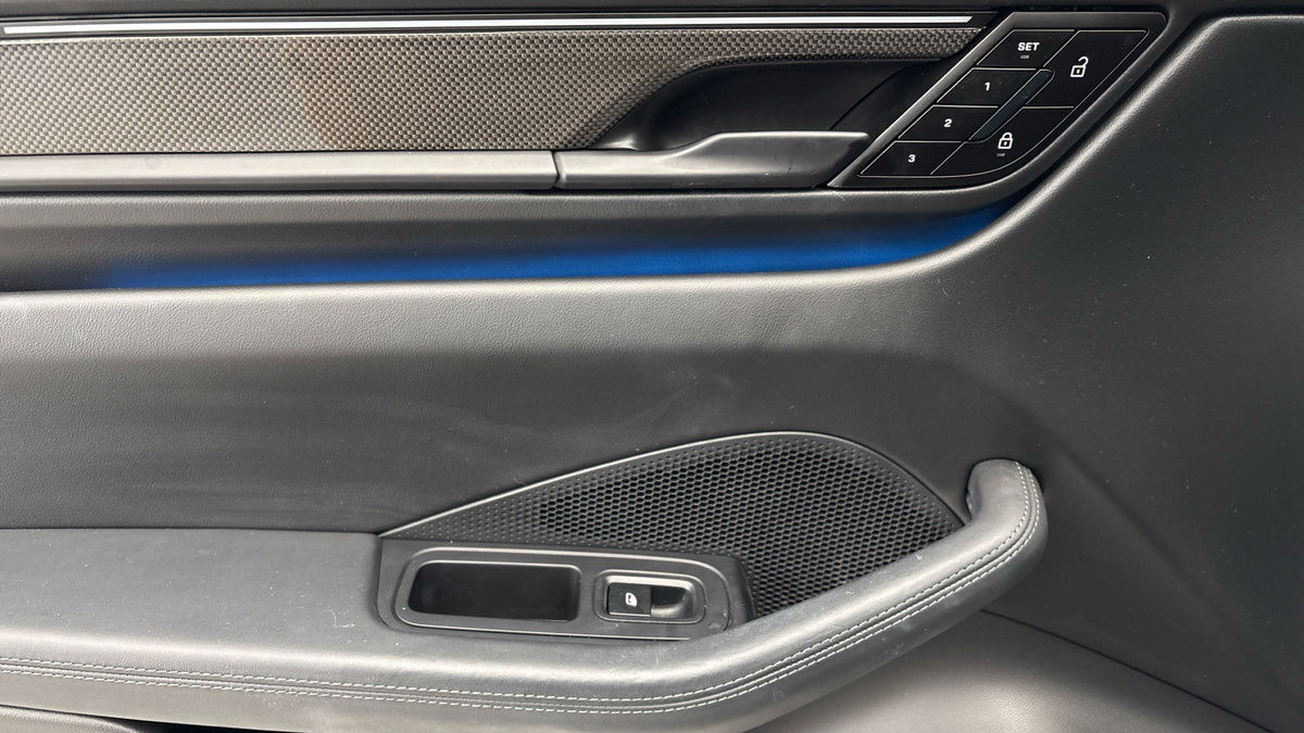 Used Porsche Macan 2025 for sale - 76655665: Photo 19