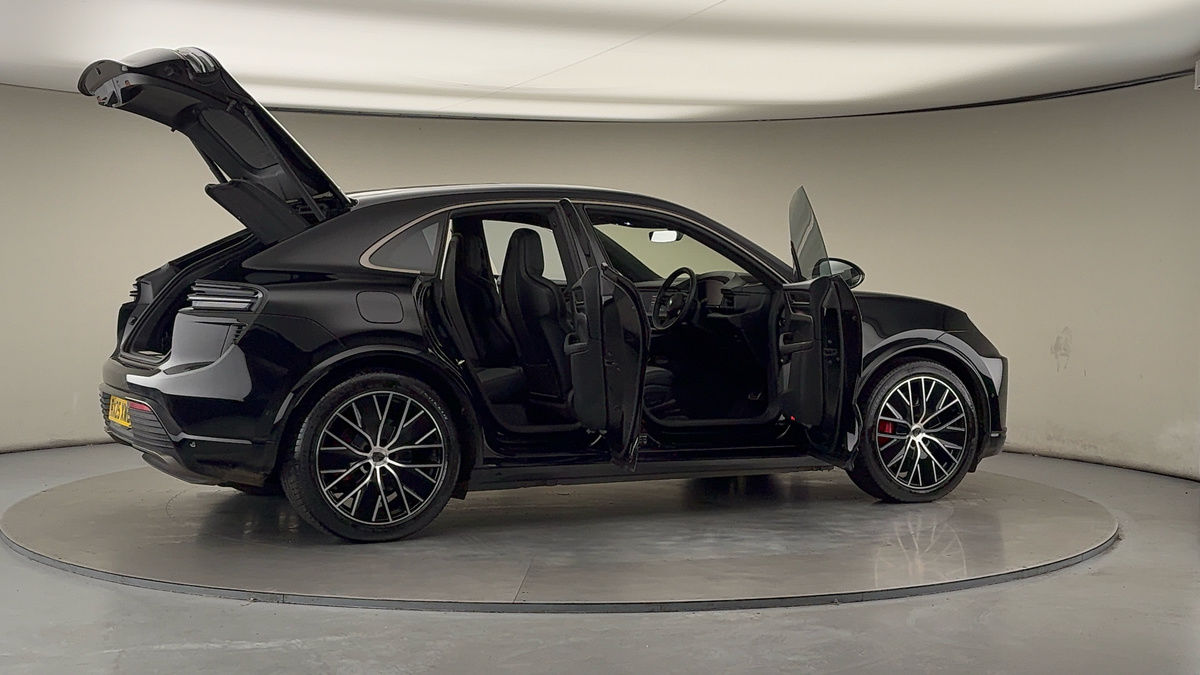 Used Porsche Macan 2025 for sale - 76655665: Photo 60