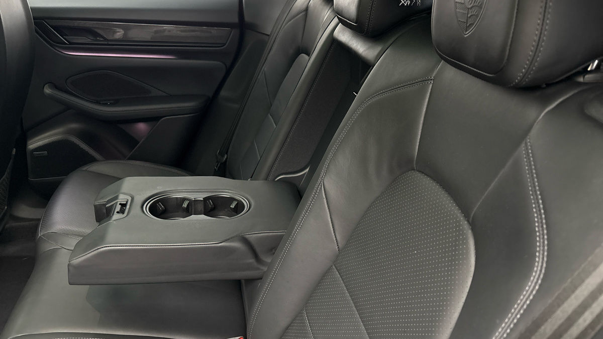 Used Porsche Macan 2025 for sale - 76655665: Photo 9