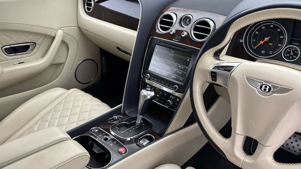 Used Bentley Continental 2017 for sale - 77288805: Photo 18