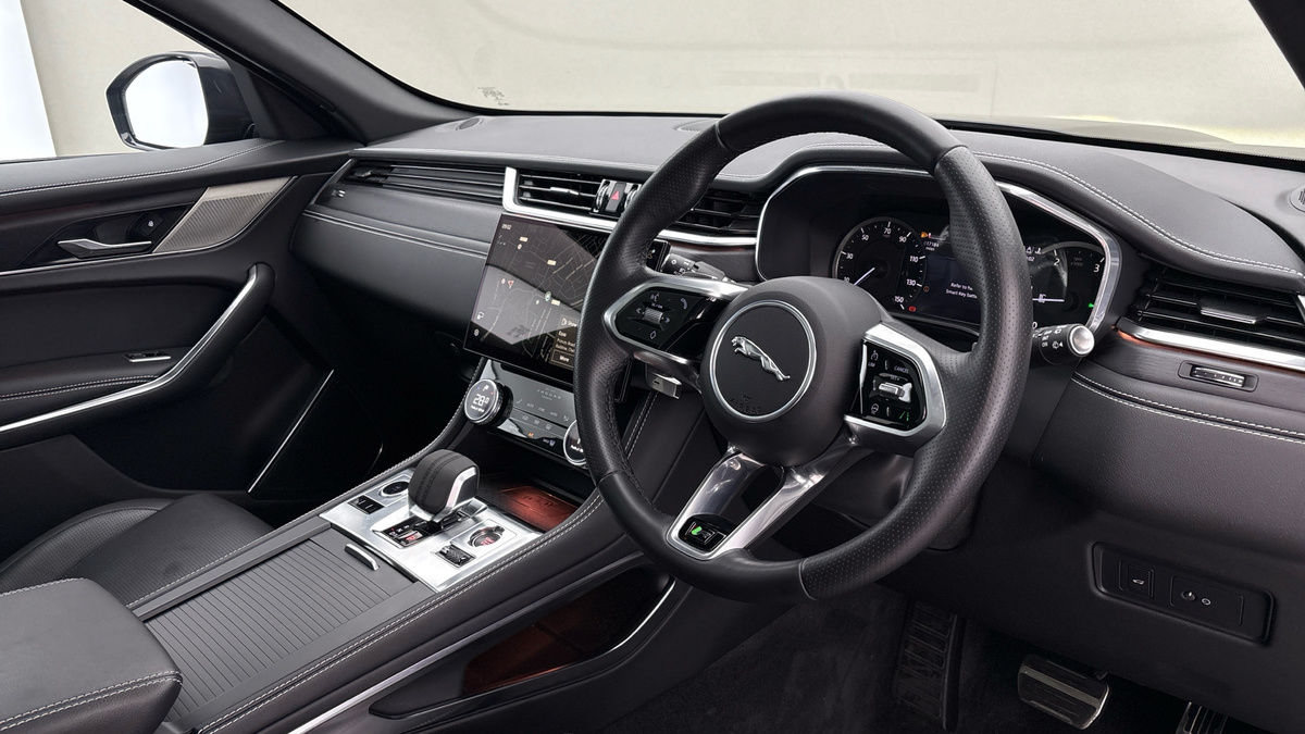 Used Jaguar F-Pace 2022 for sale - 76884633: Photo 5