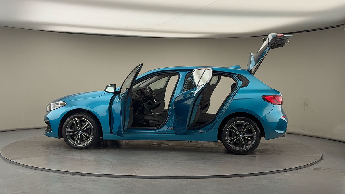 Used BMW 1 Series 2023 for sale - 77521792: Photo 46