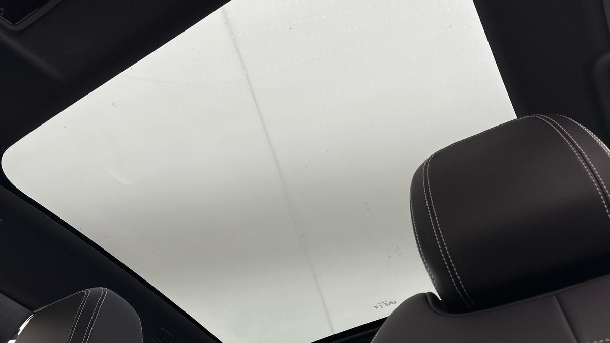 Used Jaguar E-Pace 2023 for sale - 76630365: Photo 11