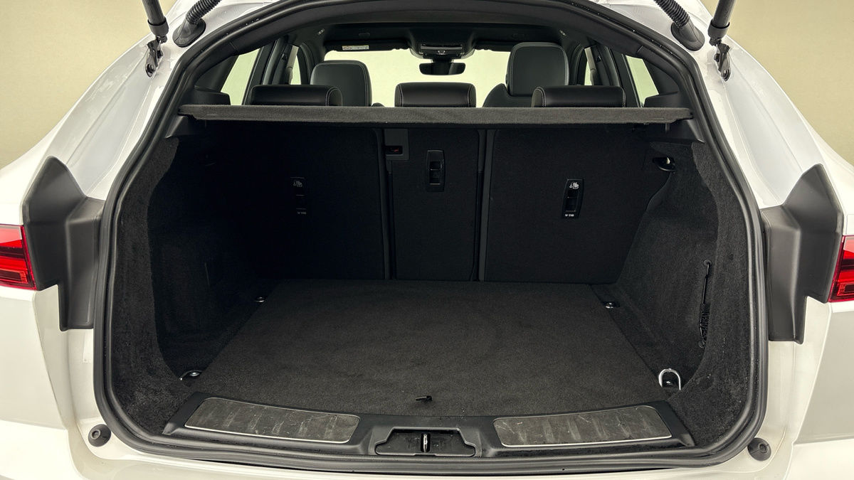 Used Jaguar E-Pace 2023 for sale - 76630365: Photo 21