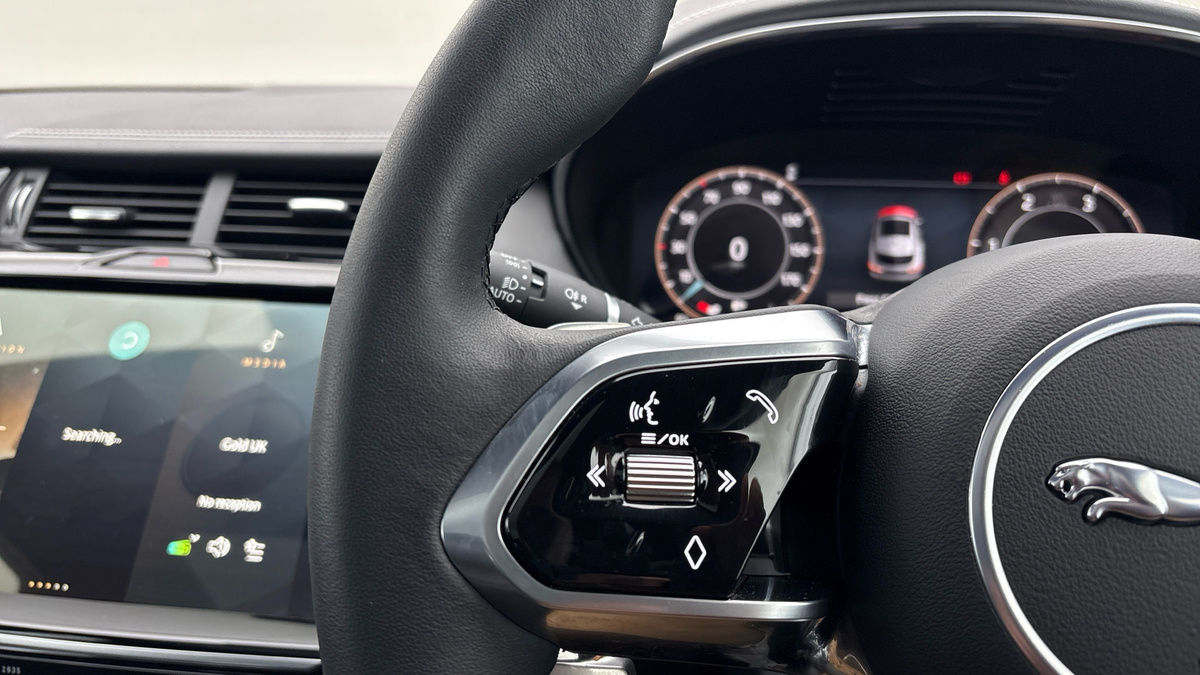 Used Jaguar E-Pace 2023 for sale - 76630365: Photo 25