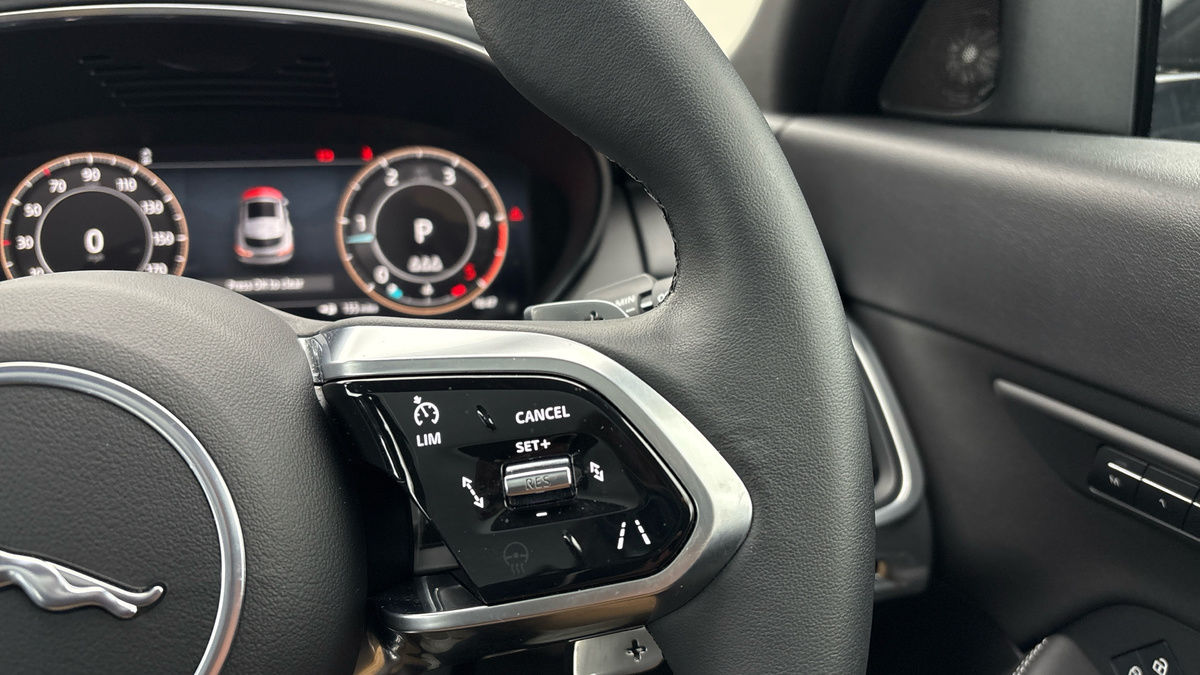 Used Jaguar E-Pace 2023 for sale - 76630365: Photo 27