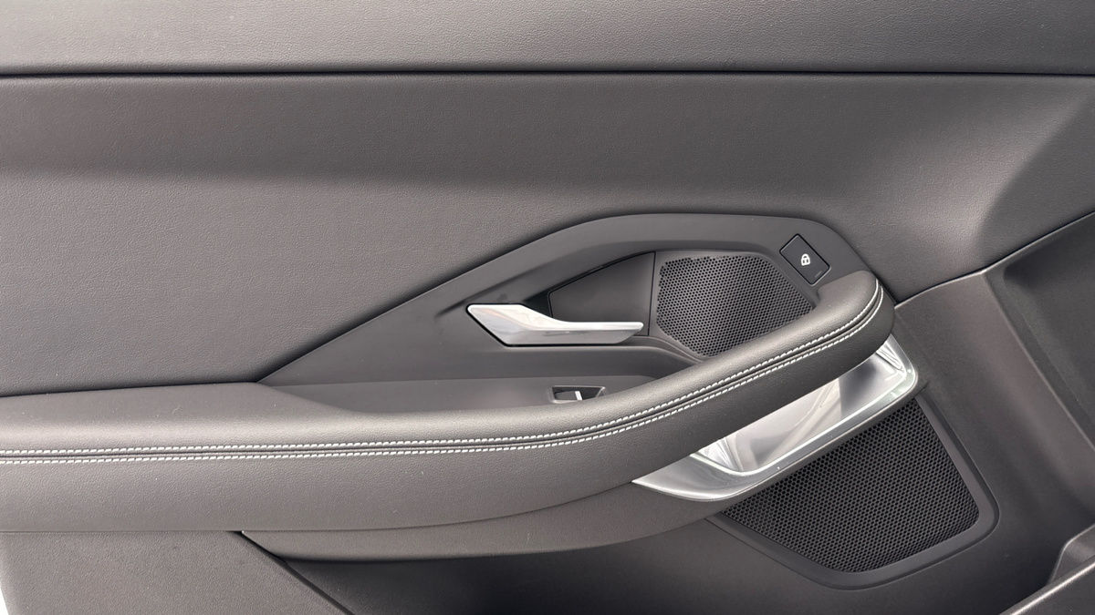 Used Jaguar E-Pace 2023 for sale - 76630365: Photo 38