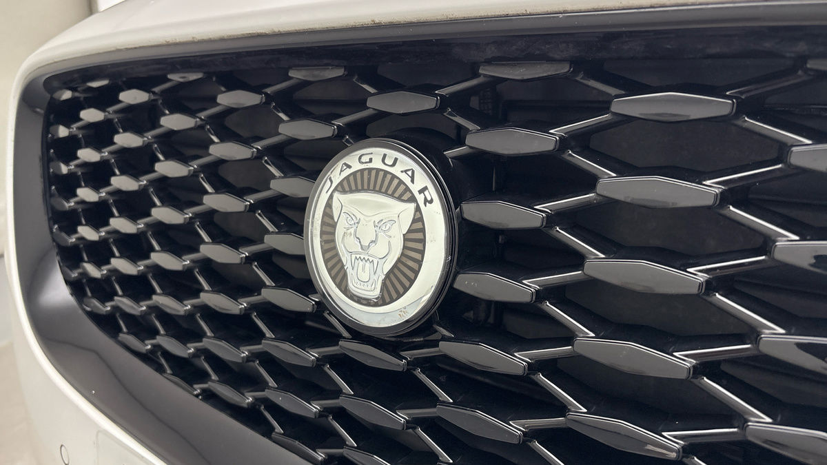 Used Jaguar E-Pace 2023 for sale - 76630365: Photo 48