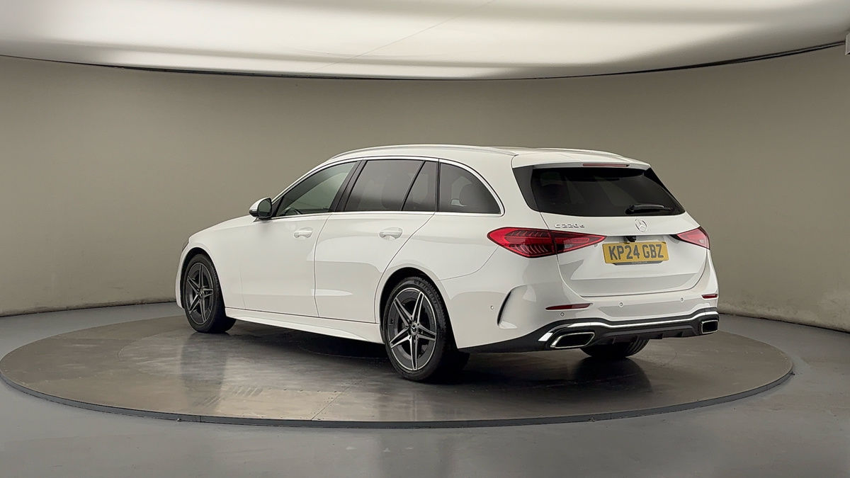 Used Mercedes-Benz C Class 2024 for sale - 75987106: Photo 2