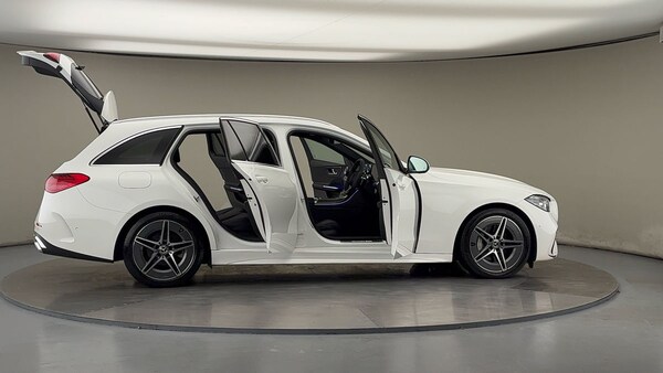 Used Mercedes-Benz C Class 2024 for sale - 75987106: Photo 57