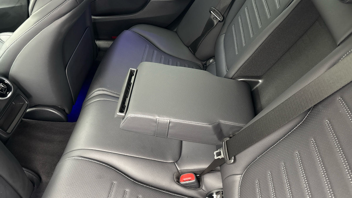 Used Mercedes-Benz C Class 2024 for sale - 75987106: Photo 9