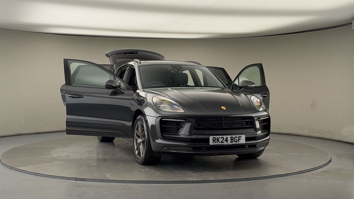 Used Porsche Macan 2024 for sale - 77118318: Photo 54
