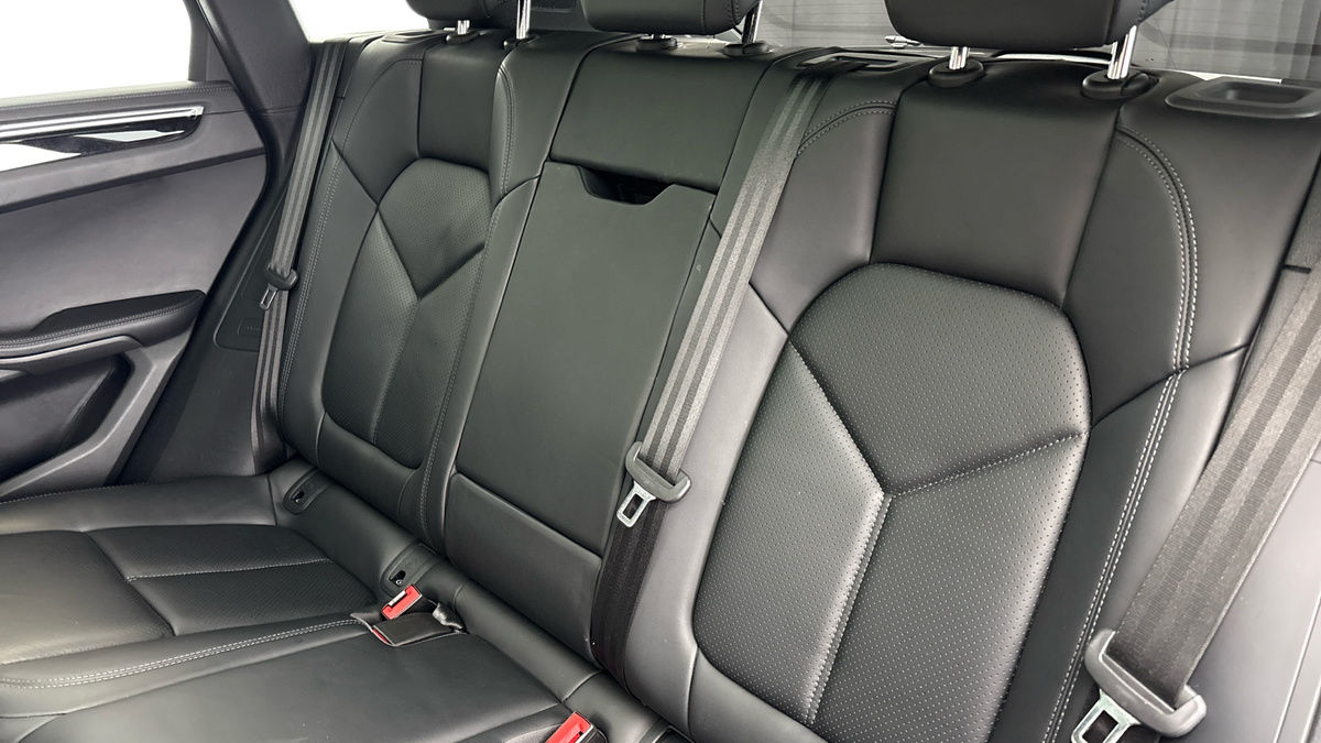 Used Porsche Macan 2024 for sale - 77118318: Photo 8