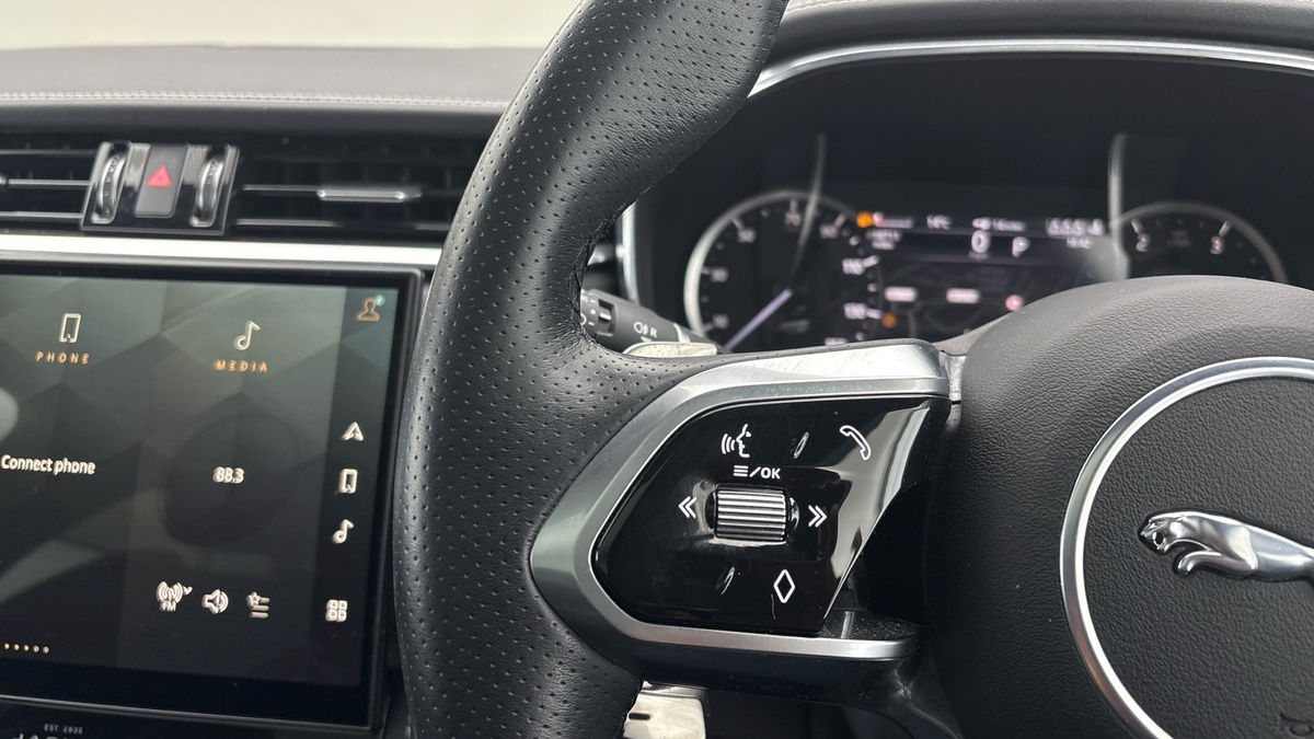 Used Jaguar F-Pace 2022 for sale - 77766103: Photo 13