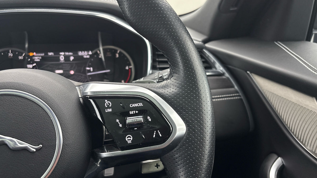 Used Jaguar F-Pace 2022 for sale - 77766103: Photo 14