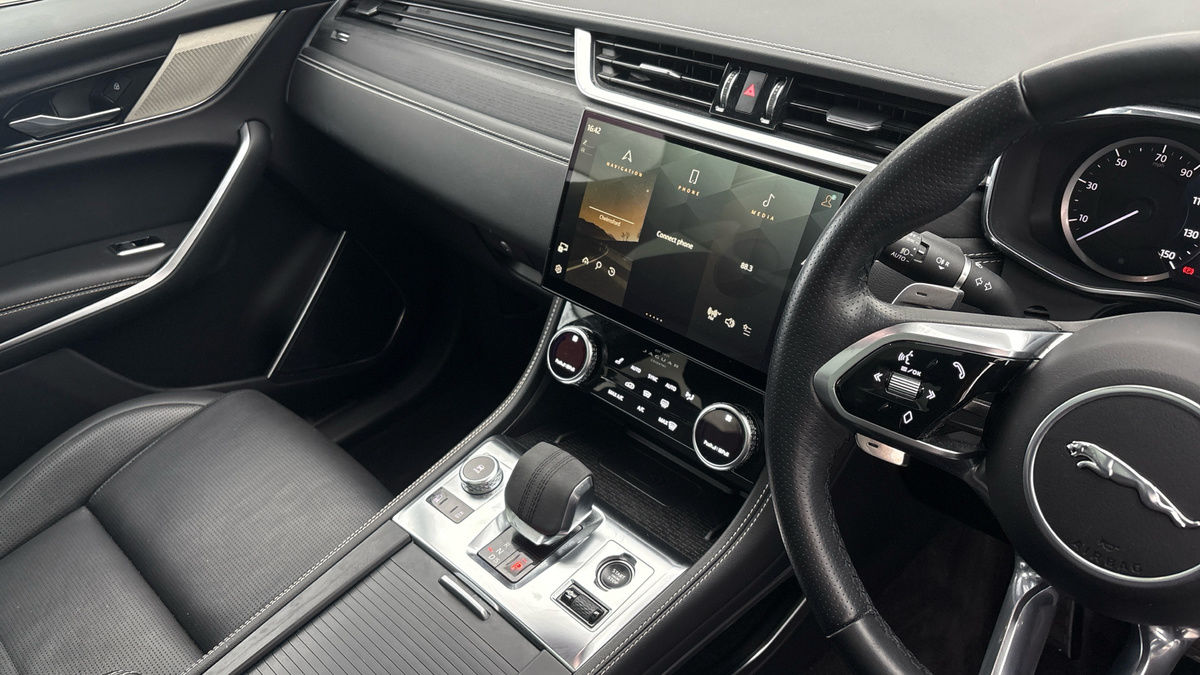 Used Jaguar F-Pace 2022 for sale - 77766103: Photo 18