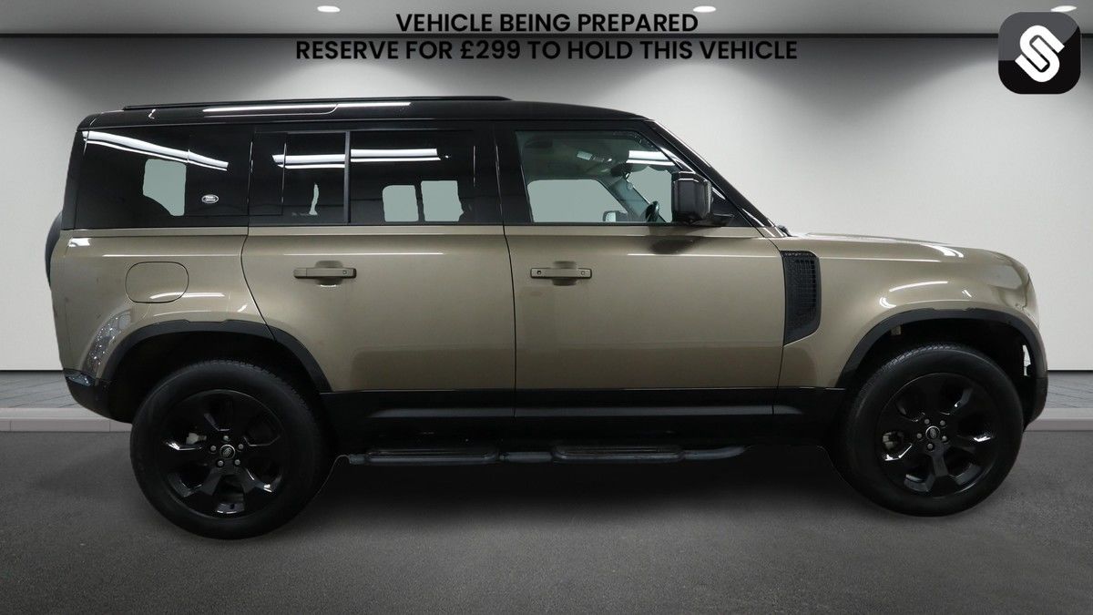 Used Land Rover Defender 2024 for sale - 78018064: Photo 5