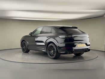 Used Porsche Cayenne 2022 for sale - 78316228: Photo