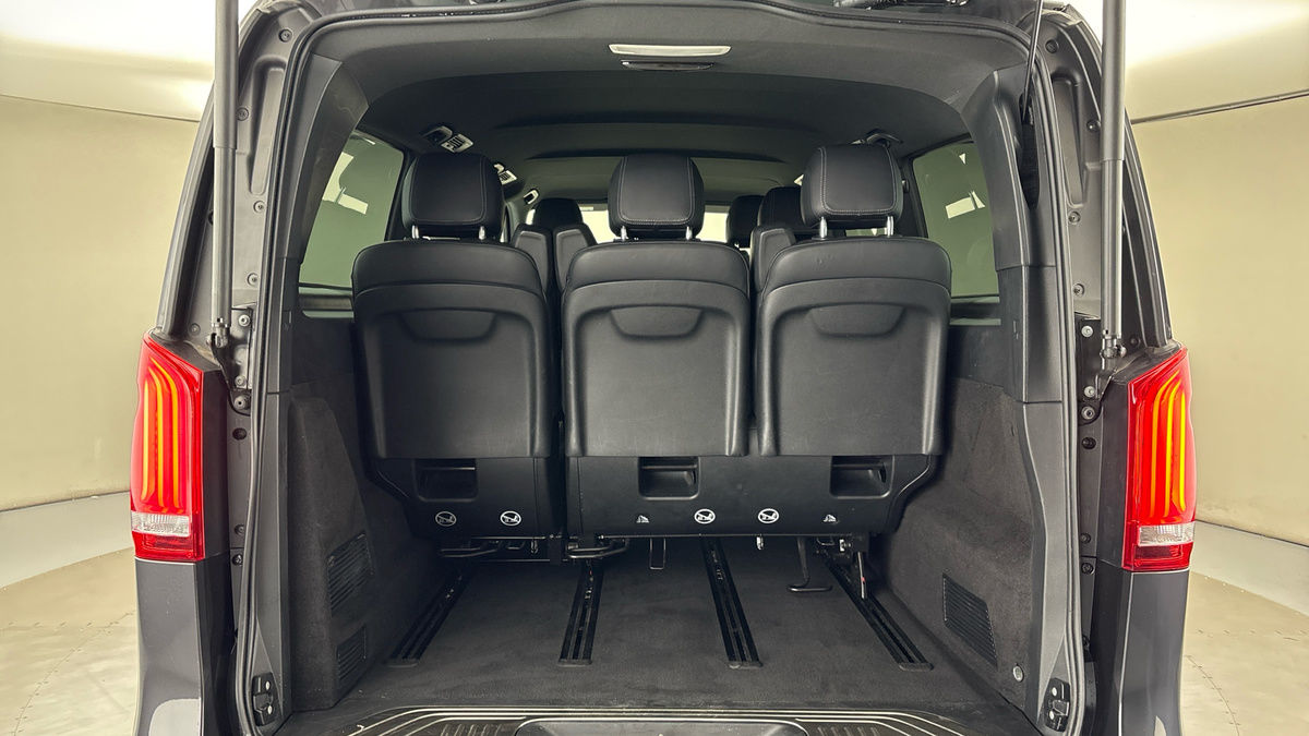 Used Mercedes-Benz V-Class 2023 for sale - 78213285: Photo 11