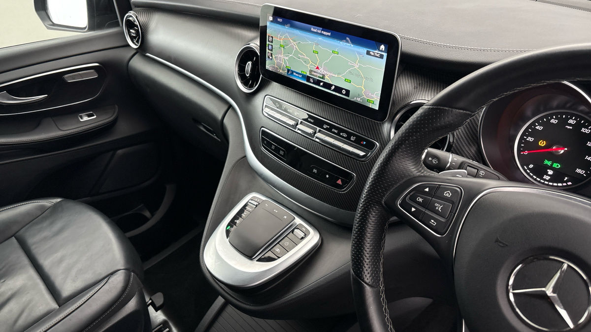 Used Mercedes-Benz V-Class 2023 for sale - 78213285: Photo 18