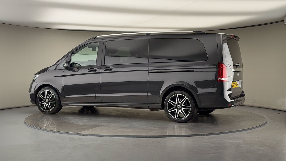 Used Mercedes-Benz V-Class 2023 for sale - 78213285: Photo 26