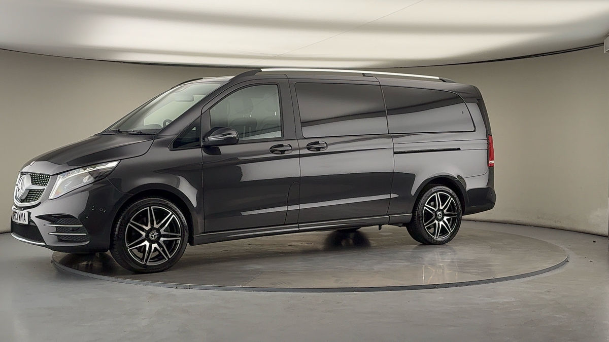 Used Mercedes-Benz V-Class 2023 for sale - 78213285: Photo 29