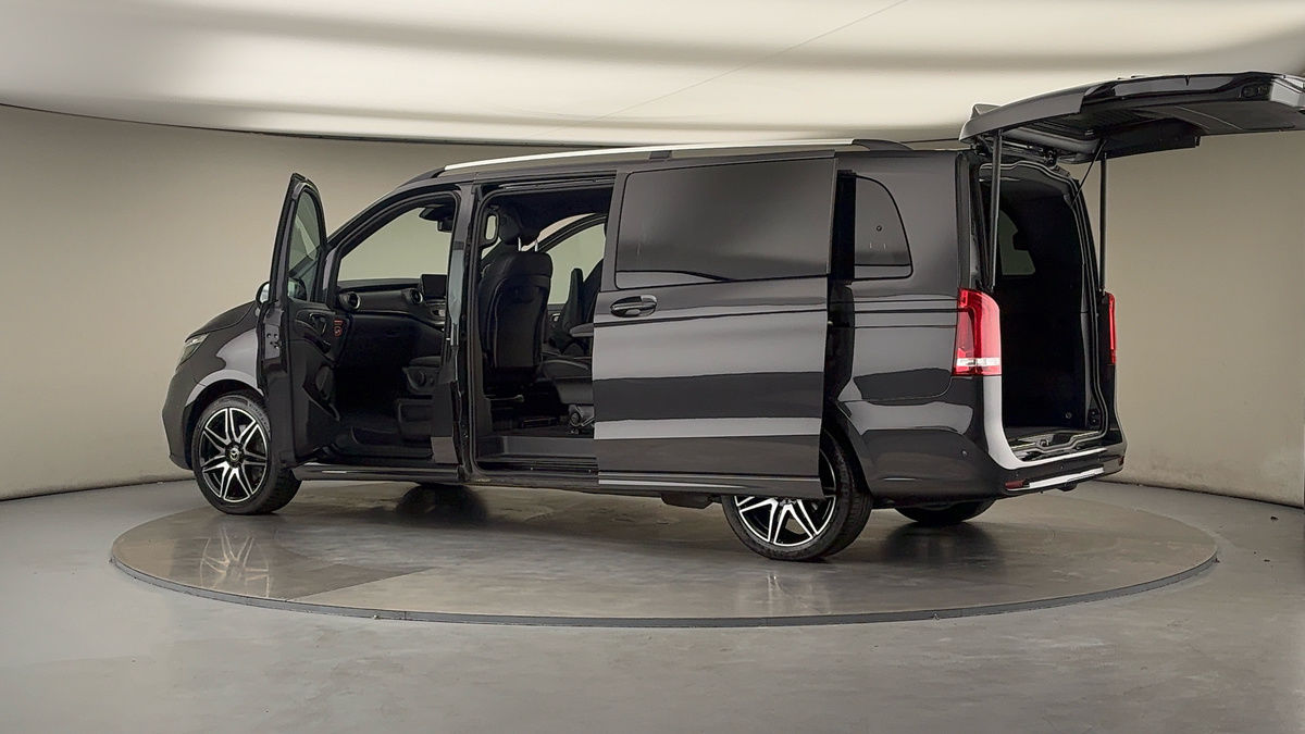 Used Mercedes-Benz V-Class 2023 for sale - 78213285: Photo 45