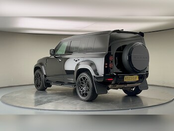 Used Land Rover Defender 2023 for sale - 75912461: Photo