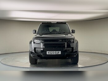 Used Land Rover Defender 2023 for sale - 75912461: Photo