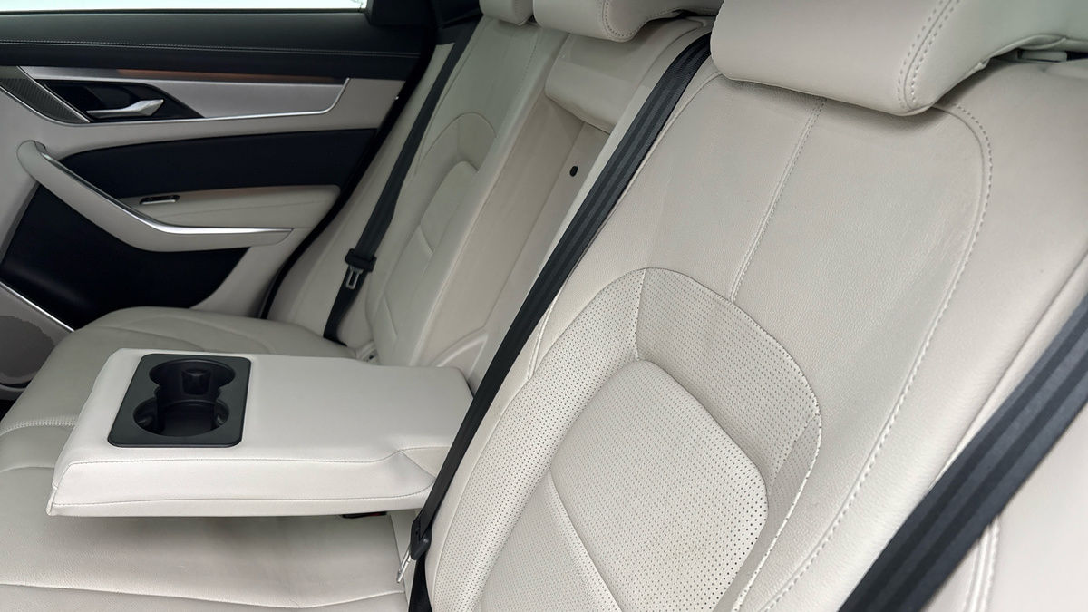 Used Jaguar F-Pace 2021 for sale - 76974093: Photo 9