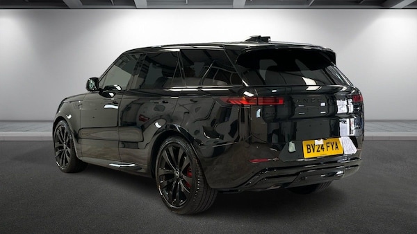 Used Land Rover Range Rover Sport 2024 for sale - 75631733: Photo 2