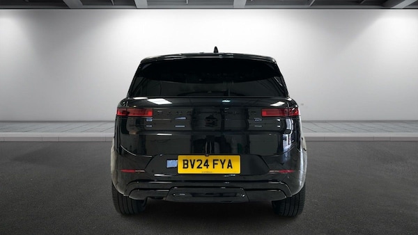 Used Land Rover Range Rover Sport 2024 for sale - 75631733: Photo 4
