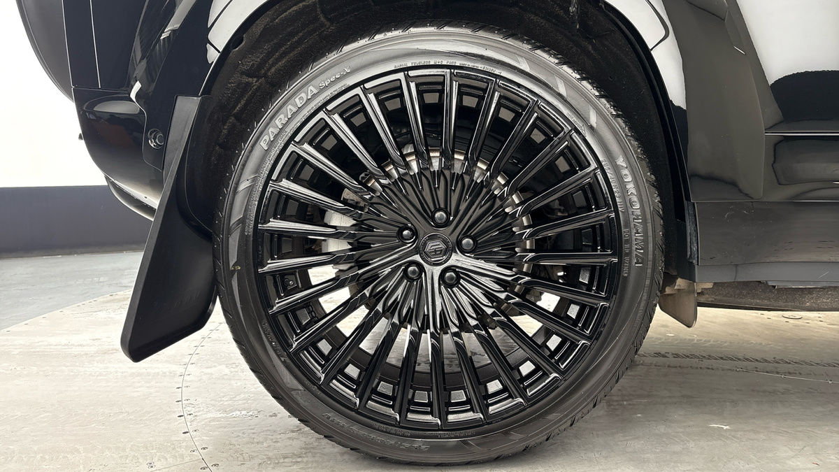 Used Land Rover Defender 110 2024 for sale - 76197994: Photo 10